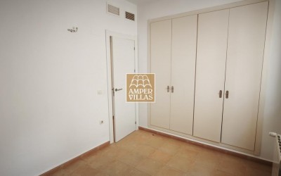 A sunny apartment with lovely wide views and a large terrace.